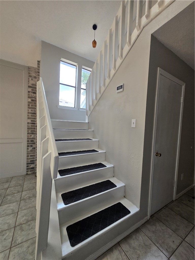 14630 Spaulding Dr Property Photo 3