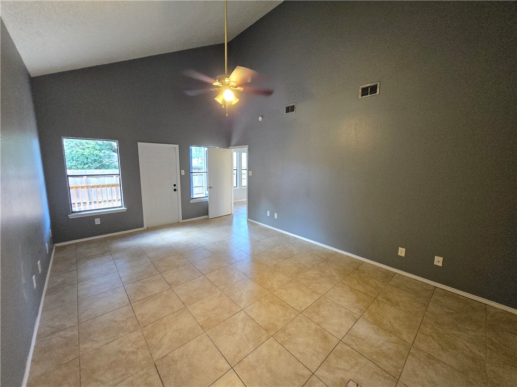 14630 Spaulding Dr Property Photo 11