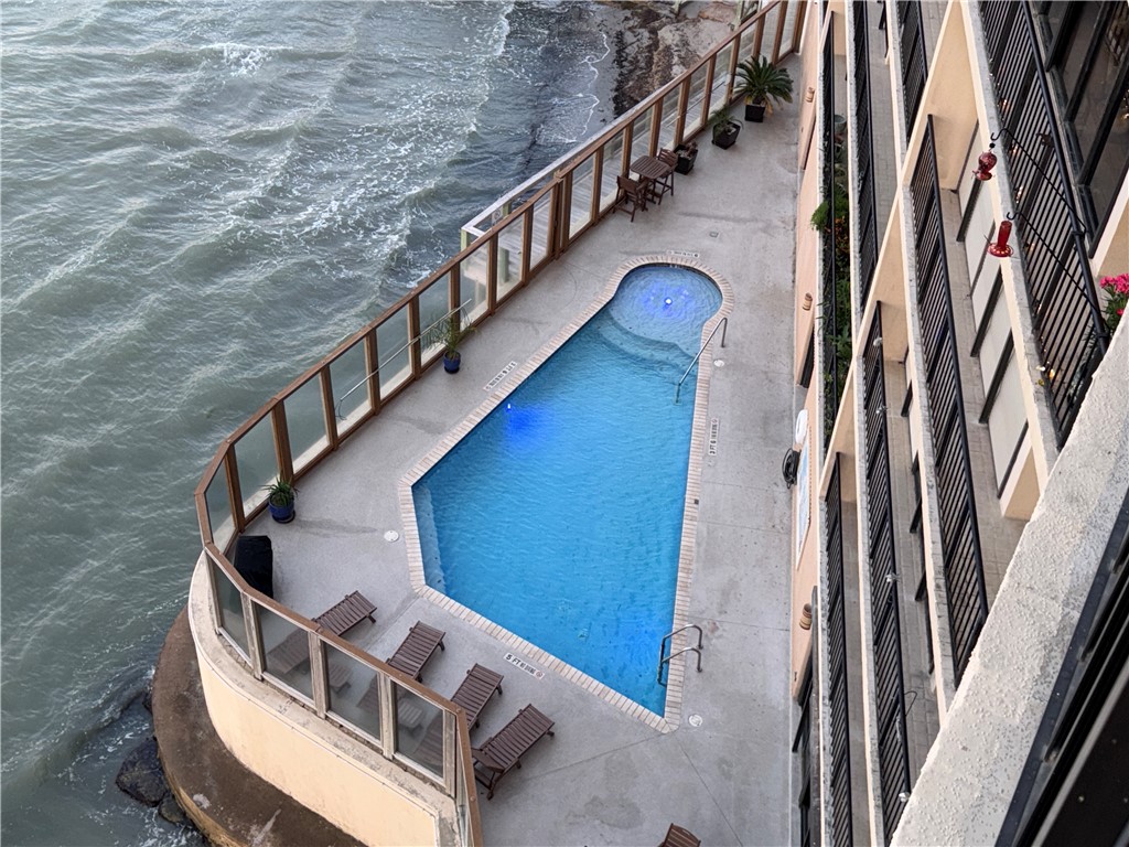 4350 Ocean Dr Property Photo 29