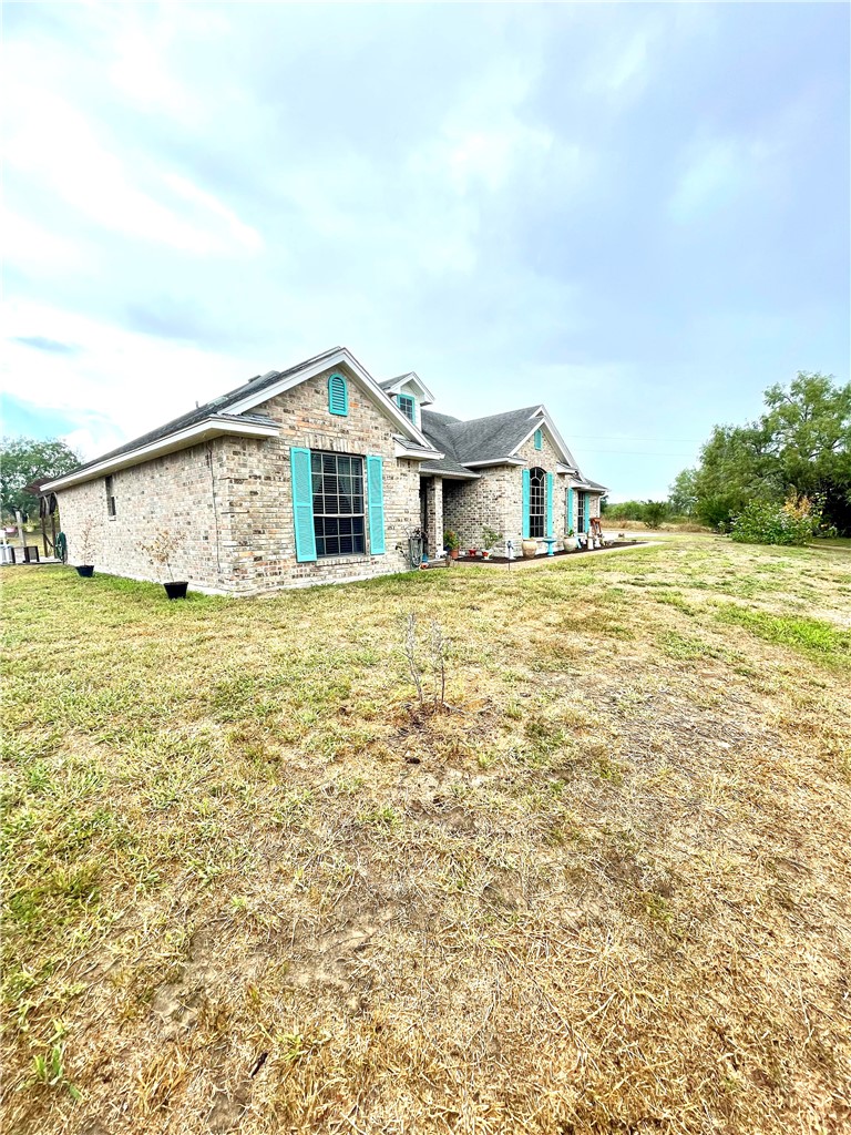 5871 Hidden Valley Loop Property Photo 2