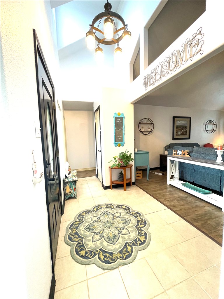 5871 Hidden Valley Loop Property Photo 4