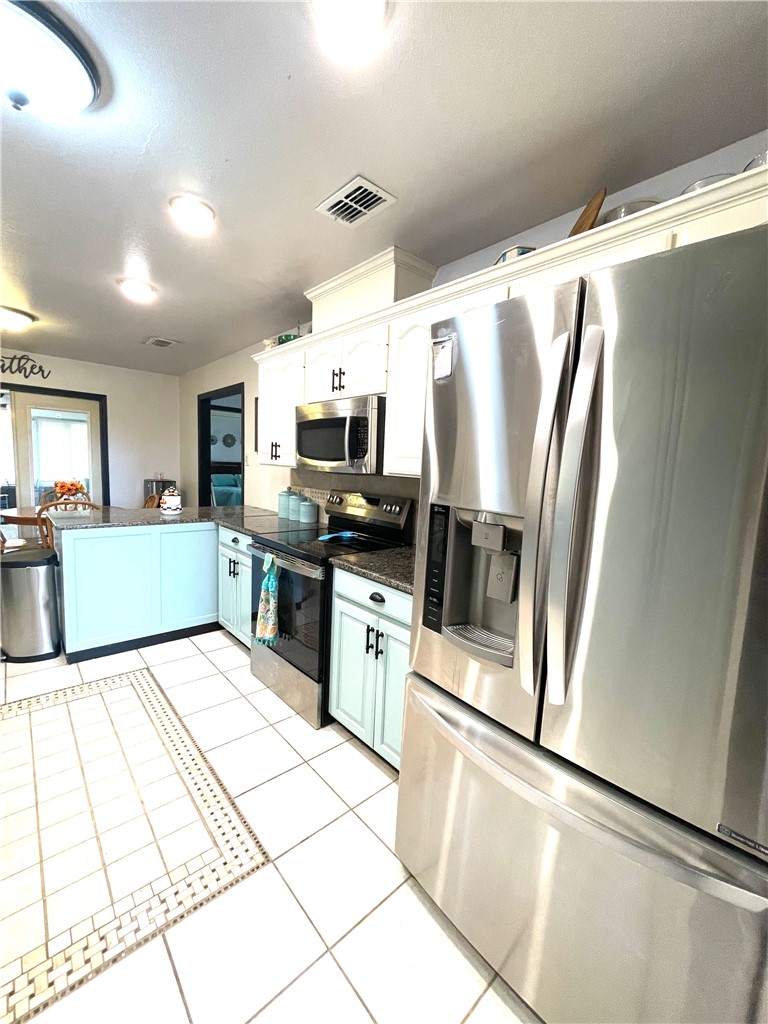 5871 Hidden Valley Loop Property Photo 10