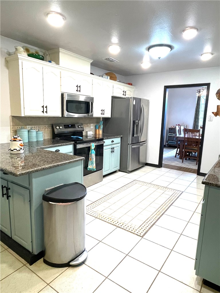 5871 Hidden Valley Loop Property Photo 12
