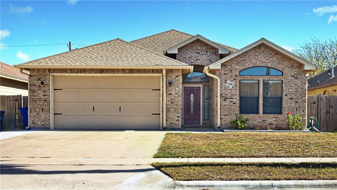 2506 Date Palm Dr Property Photo 1