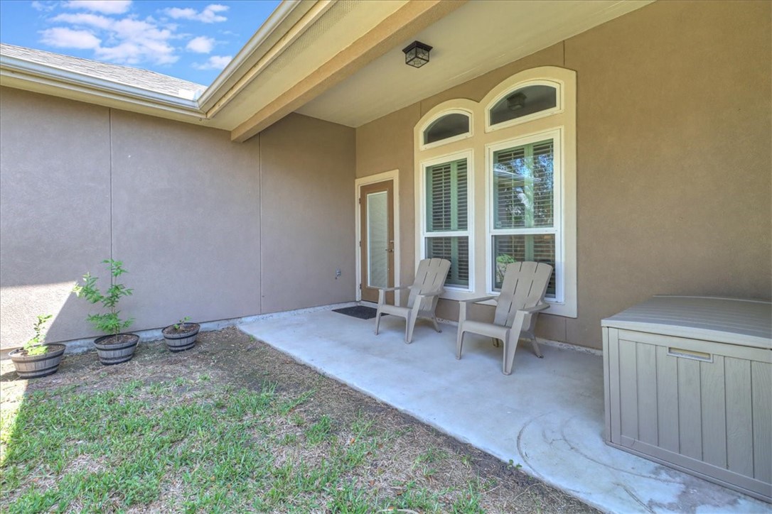 6514 Paddington Dr Property Photo 38