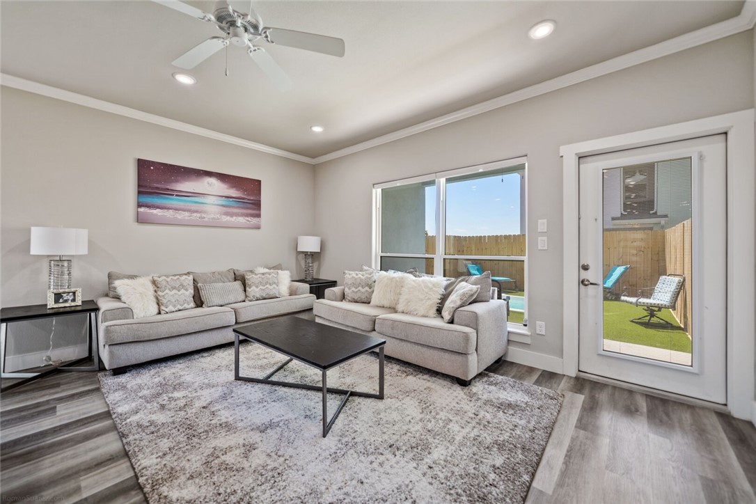 14013 Ports O Call Dr A Property Photo 8
