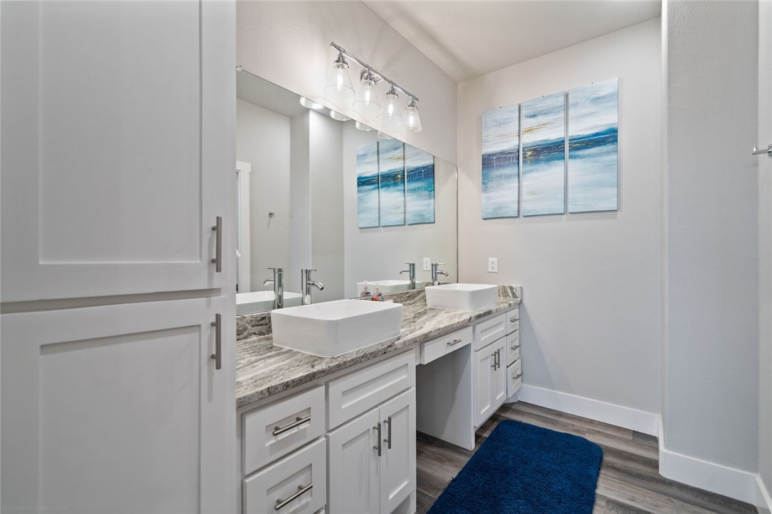 14013 Ports O Call Dr A Property Photo 15