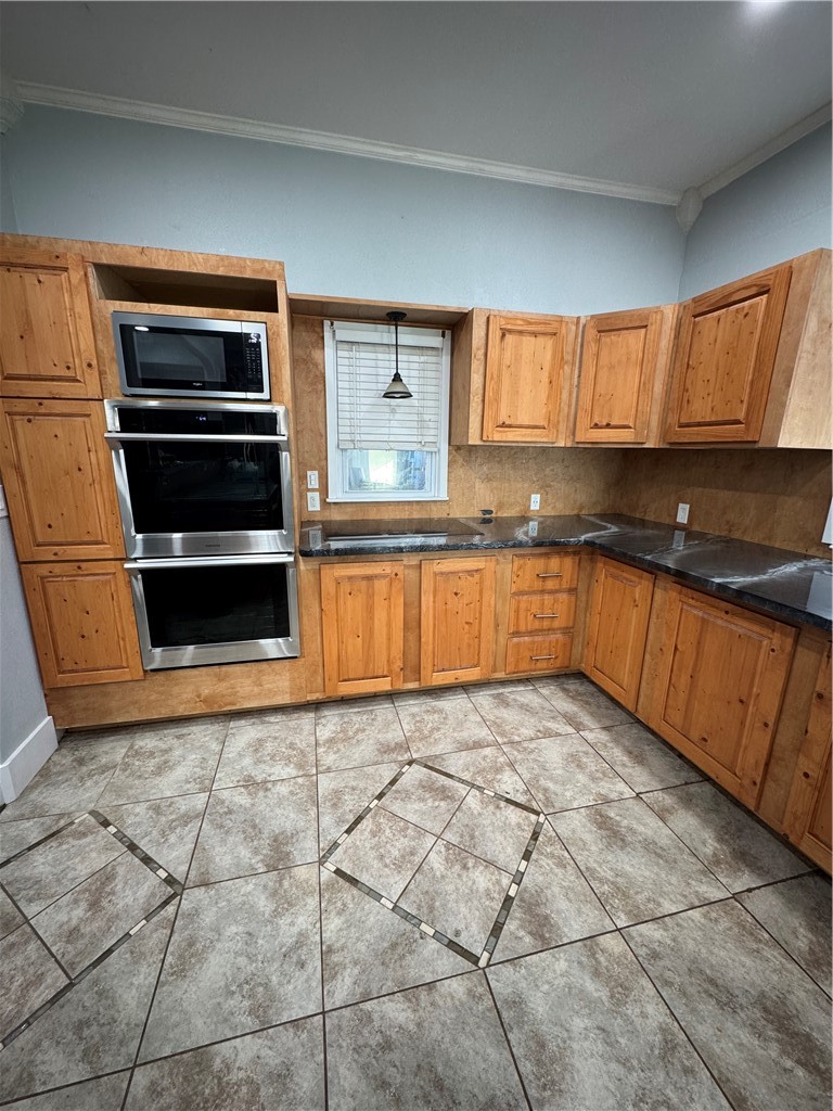 300 E Church Property Photo 5