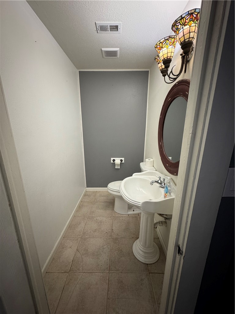 300 E Church Property Photo 10