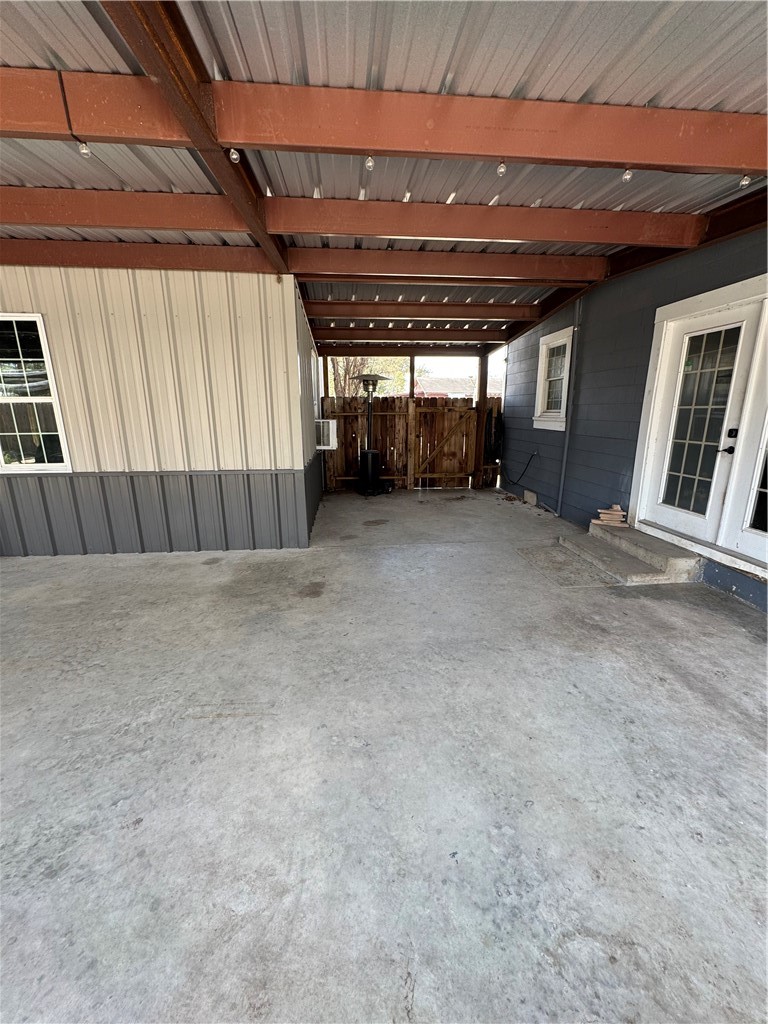 300 E Church Property Photo 26