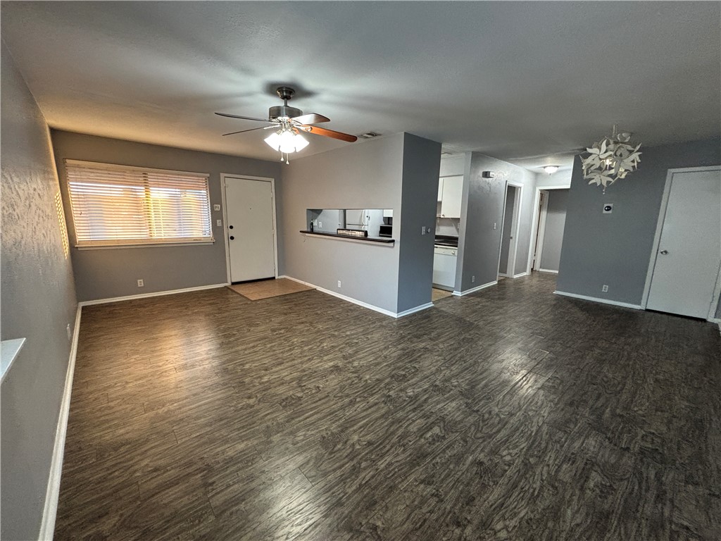 6207 Hidden Cove Property Photo 6