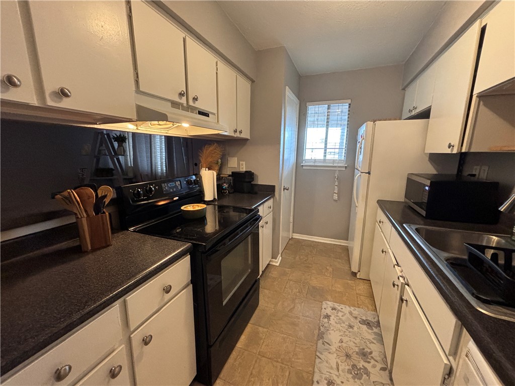 6207 Hidden Cove Property Photo 8