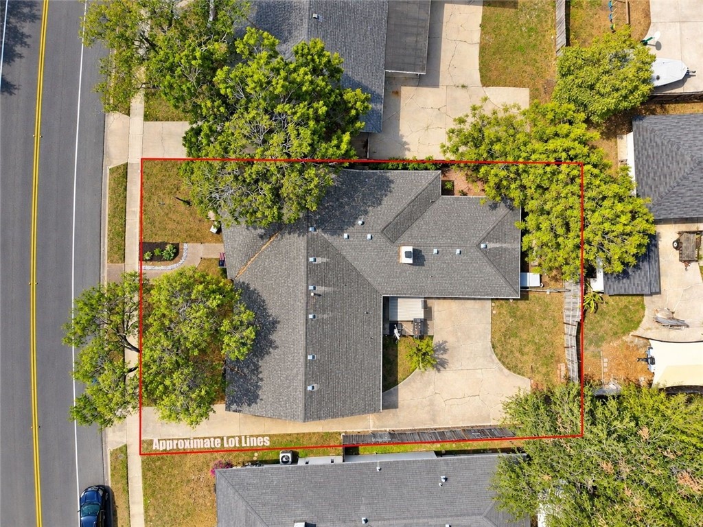 4318 Congressional Dr Property Photo 48