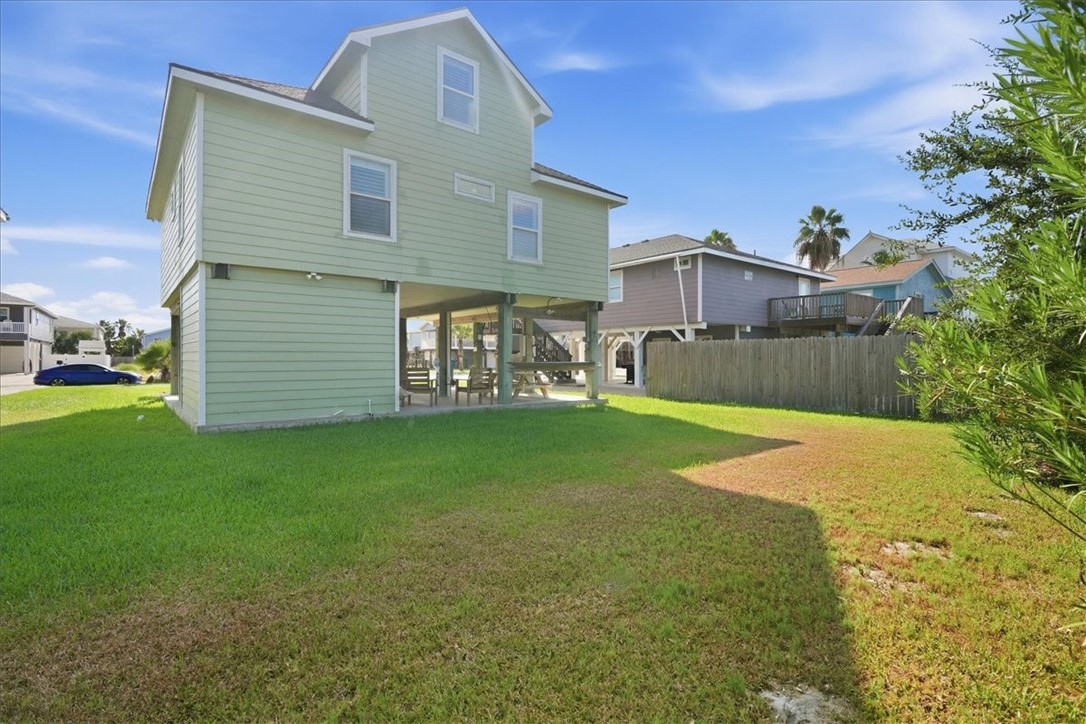 634 Dolphin Cir Property Photo 28