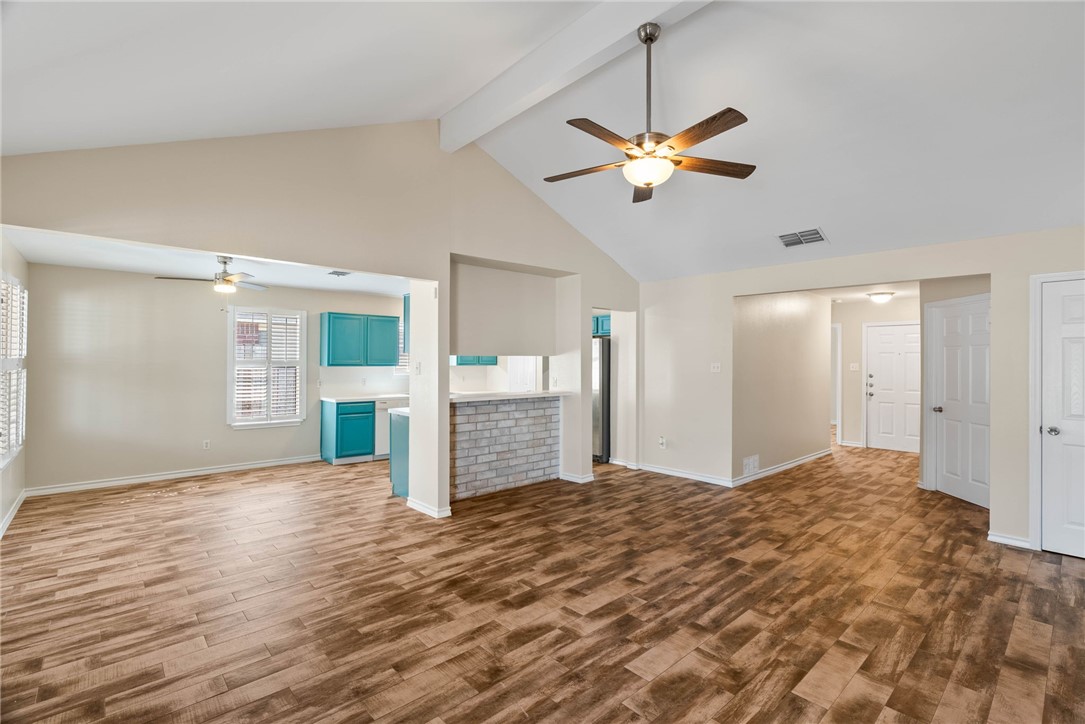 2822 Saint Peter St Property Photo 6