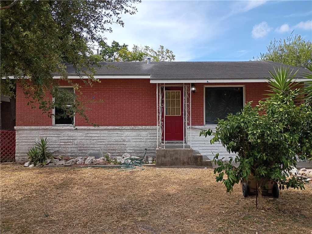 2141 Karen Dr Property Photo 19