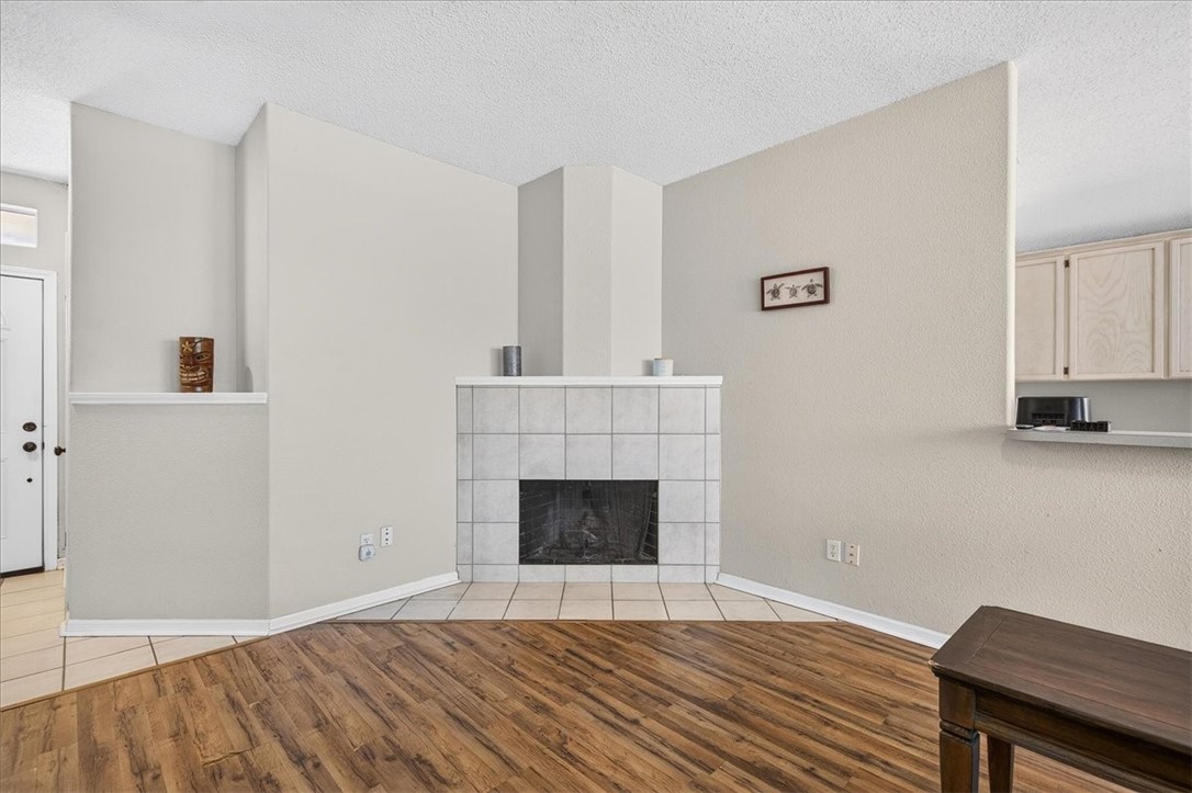 13914 Laffite Dr Property Photo 5
