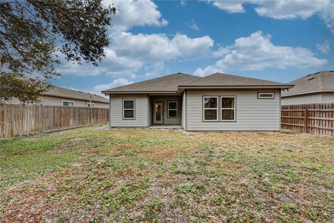 1989 Admiral Property Photo 27