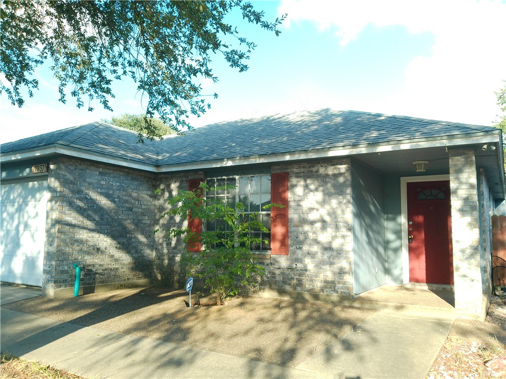 7837 Wolf Dr Property Photo 2