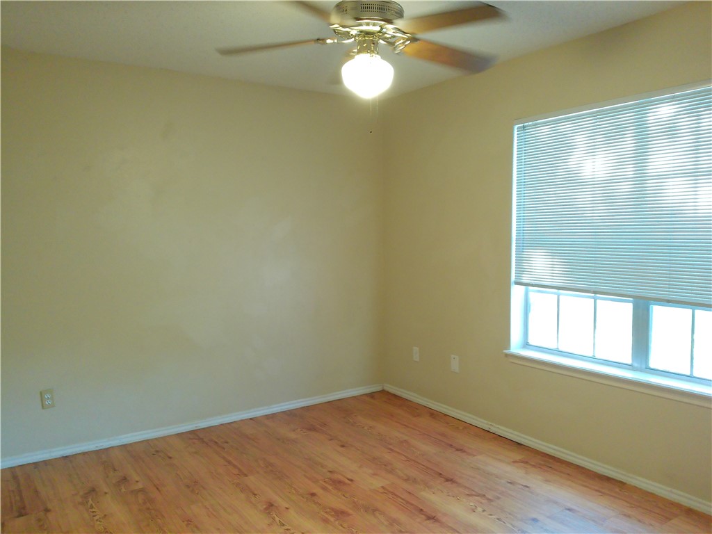 7837 Wolf Dr Property Photo 8