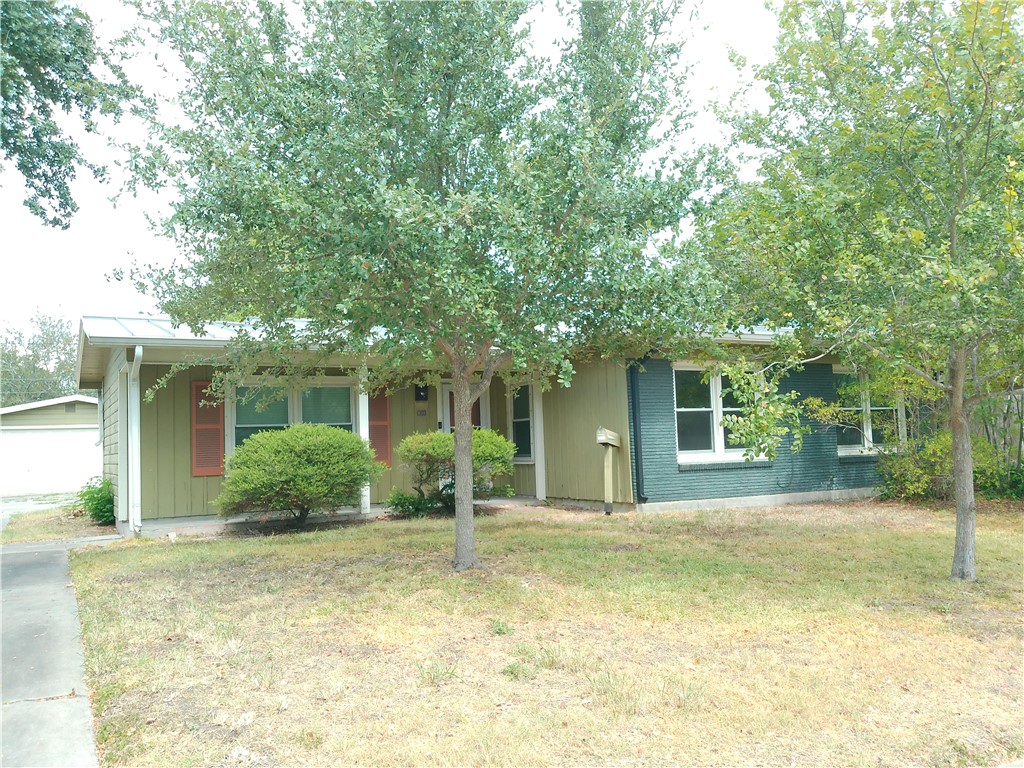 522 Pasadena Pl Property Photo 1