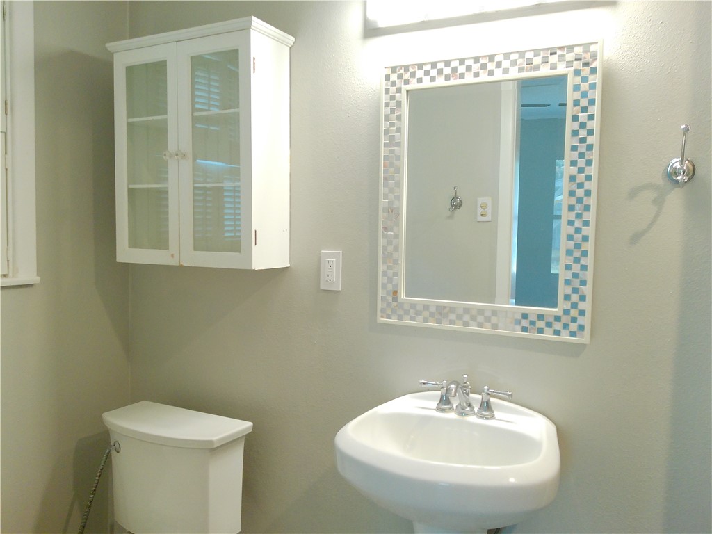 522 Pasadena Pl Property Photo 17