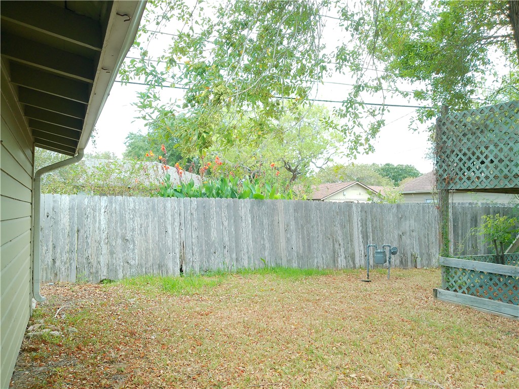 522 Pasadena Pl Property Photo 26