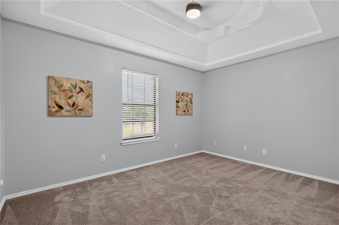 246 County Road 3681 Property Photo 18