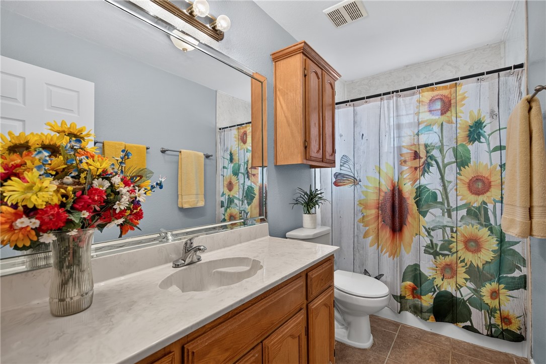 246 County Road 3681 Property Photo 20