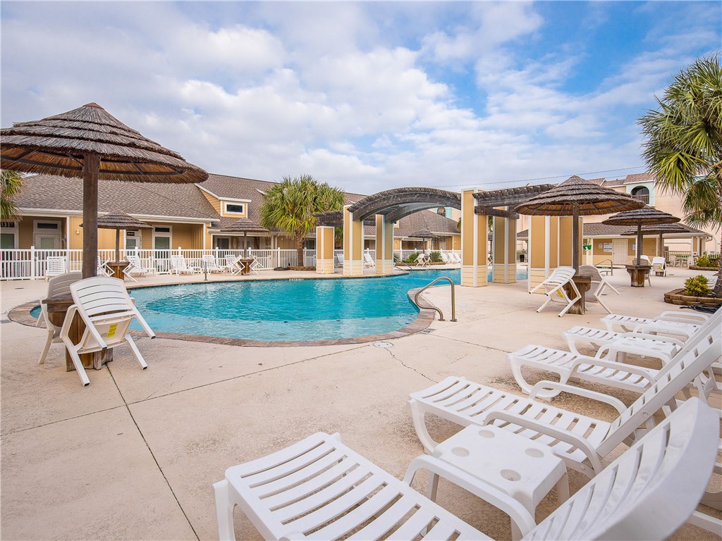 14918 Island Village Dr Property Photo 32