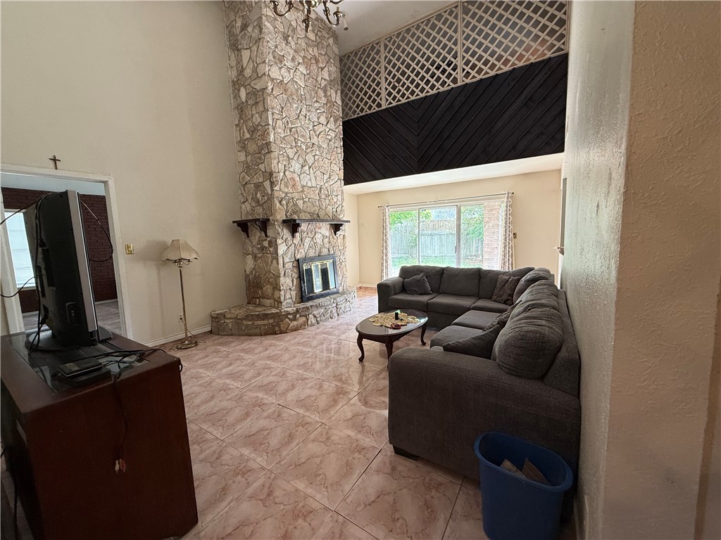 6702 Wood Duck Dr Property Photo 3