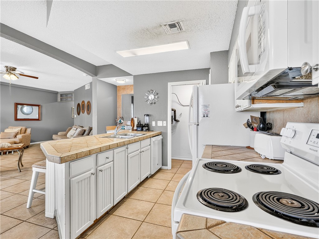 6317 State Highway 361 6106 Property Photo 9