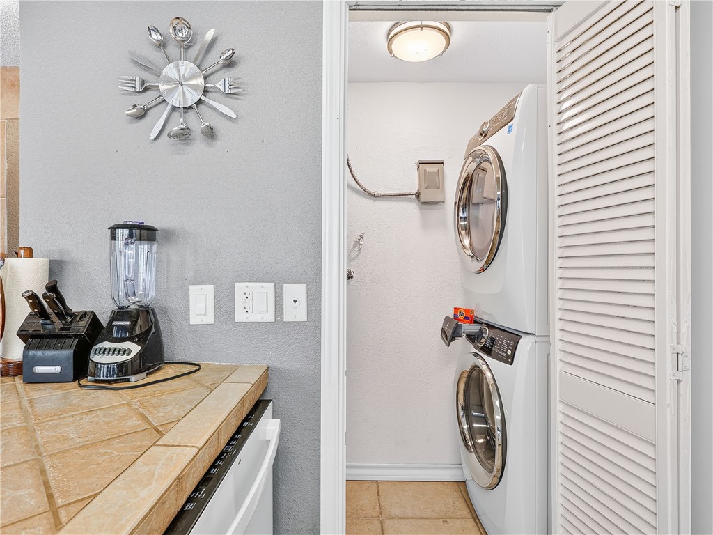 6317 State Highway 361 6106 Property Photo 28