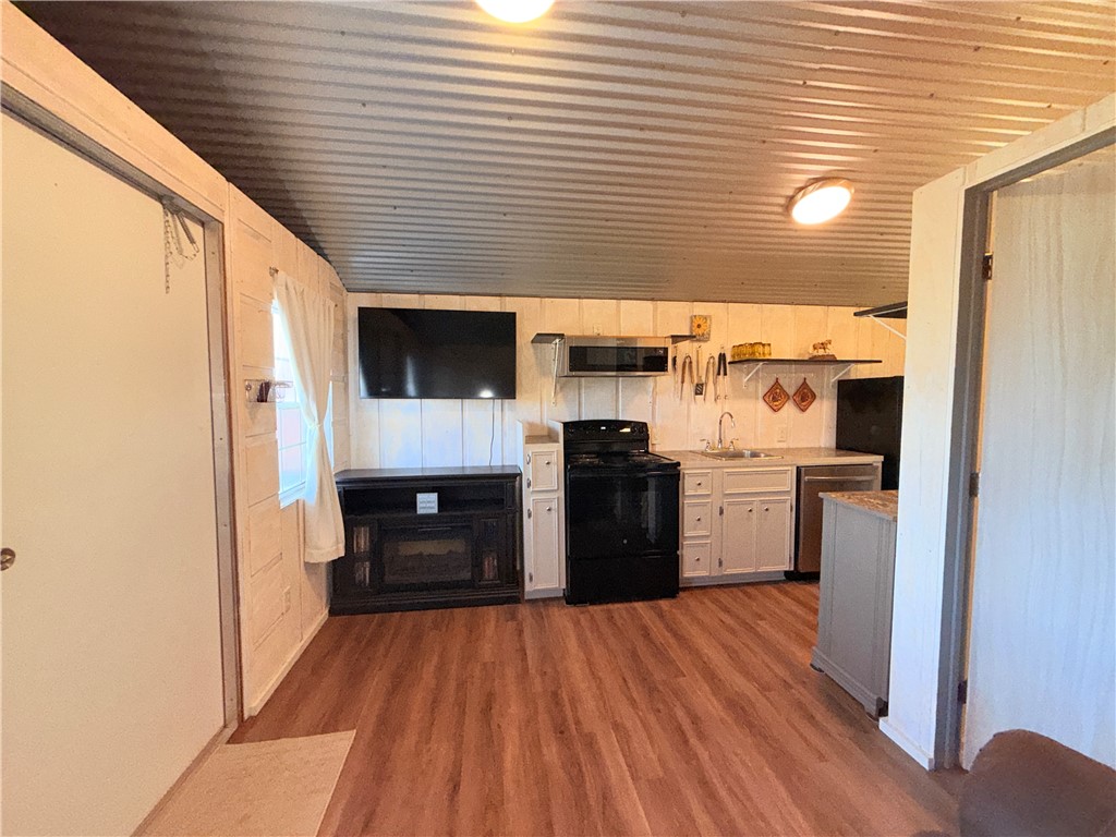 137 Fm 1360 Property Photo 7