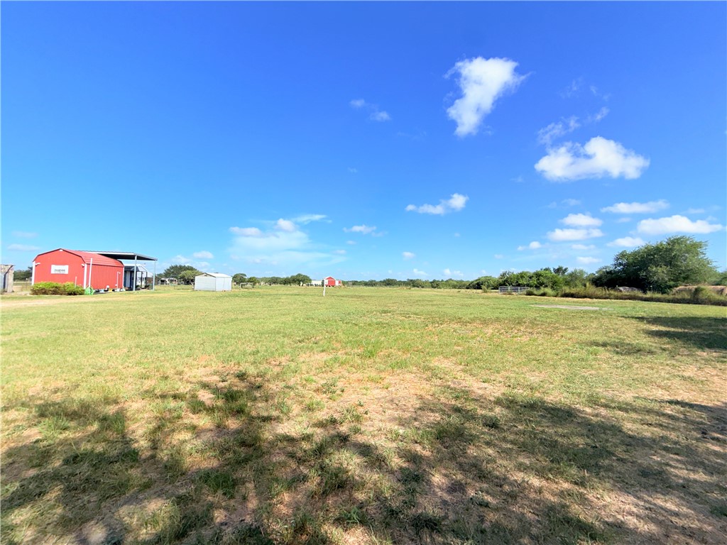 137 Fm 1360 Property Photo 34