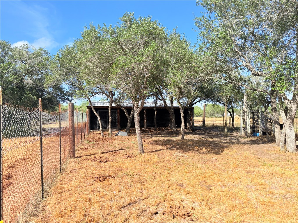 137 Fm 1360 Property Photo 40