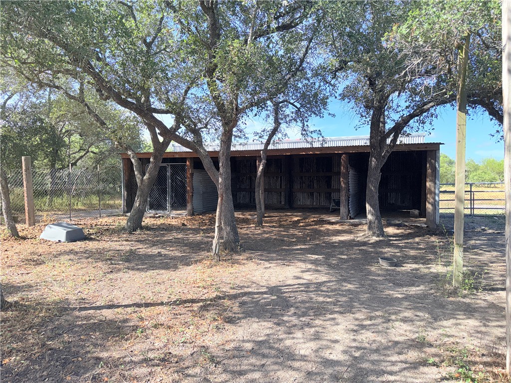 137 Fm 1360 Property Photo 42