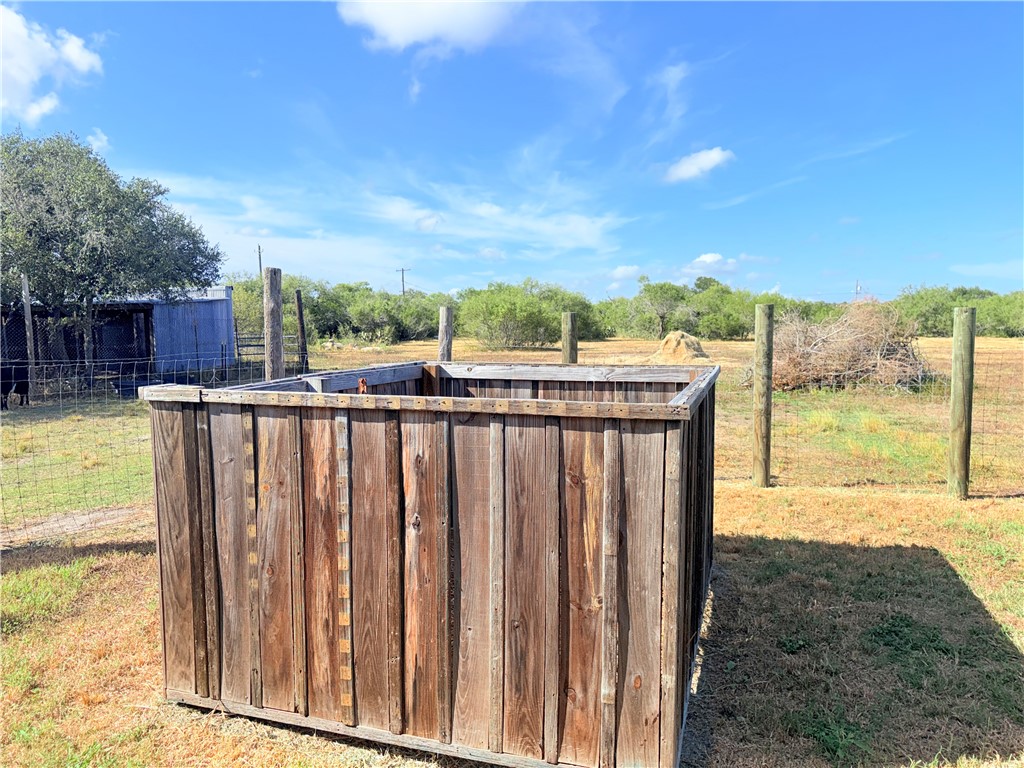 137 Fm 1360 Property Photo 45