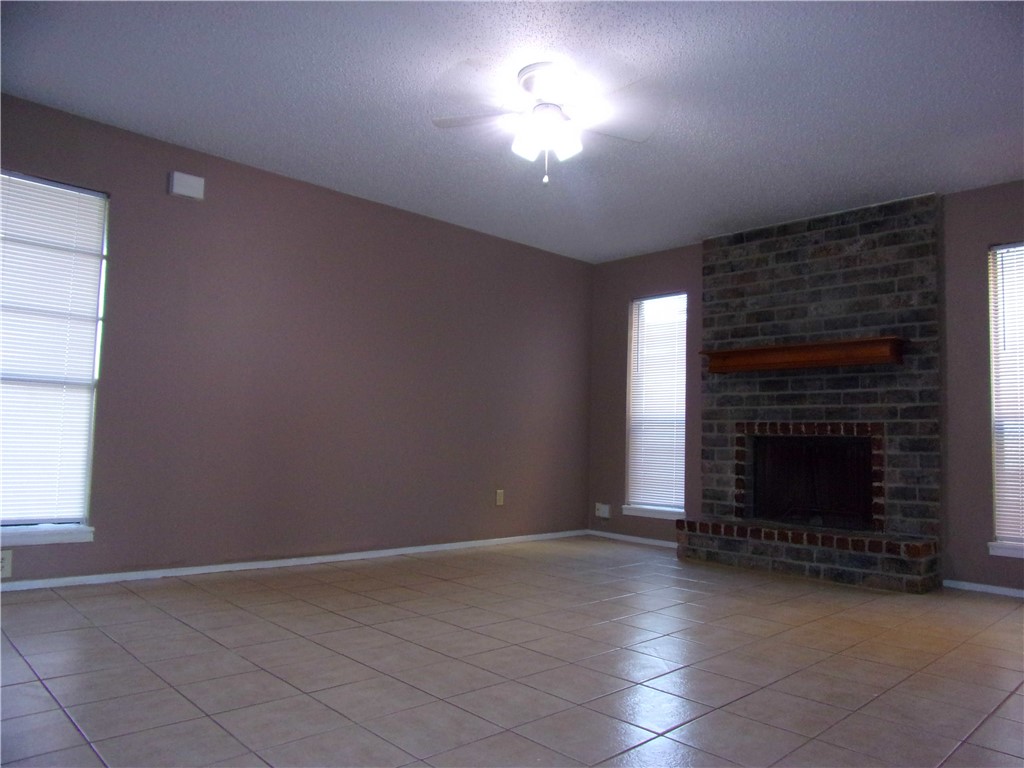 6621 Rhine Dr A Property Photo 4