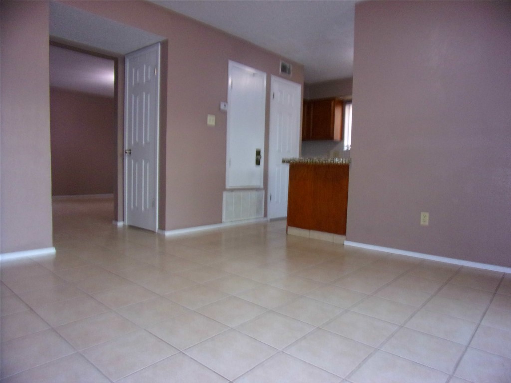 6621 Rhine Dr A Property Photo 6