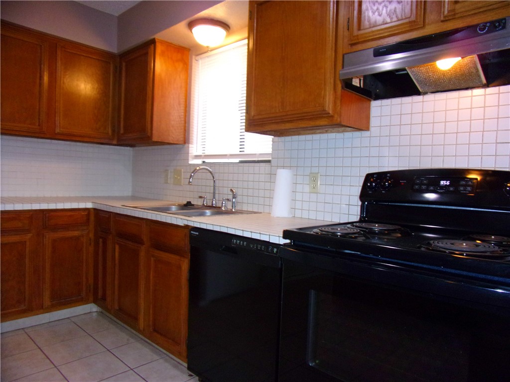 6621 Rhine Dr A Property Photo 12