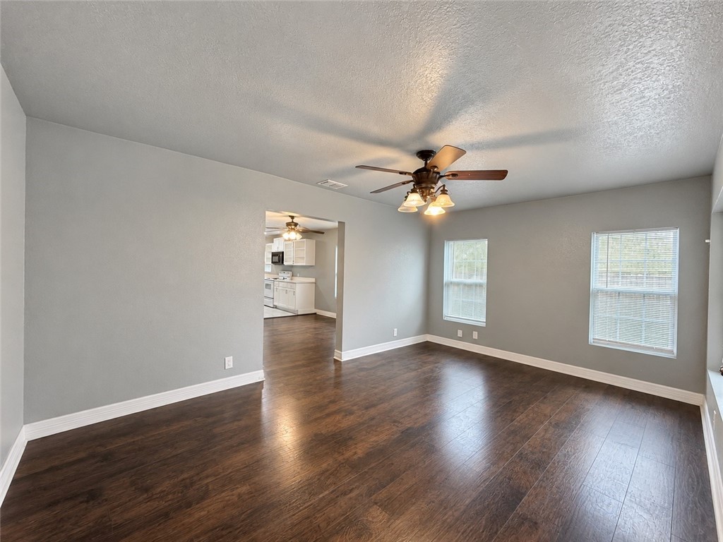 11723 Haven Dr Property Photo 4