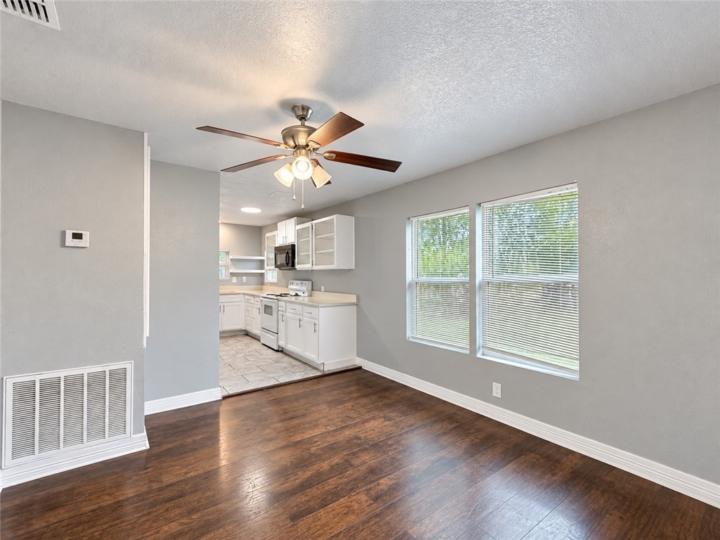 11723 Haven Dr Property Photo 5