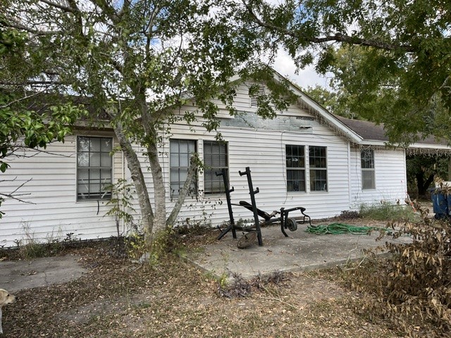 14832 Private Road 1830 S Property Photo 2