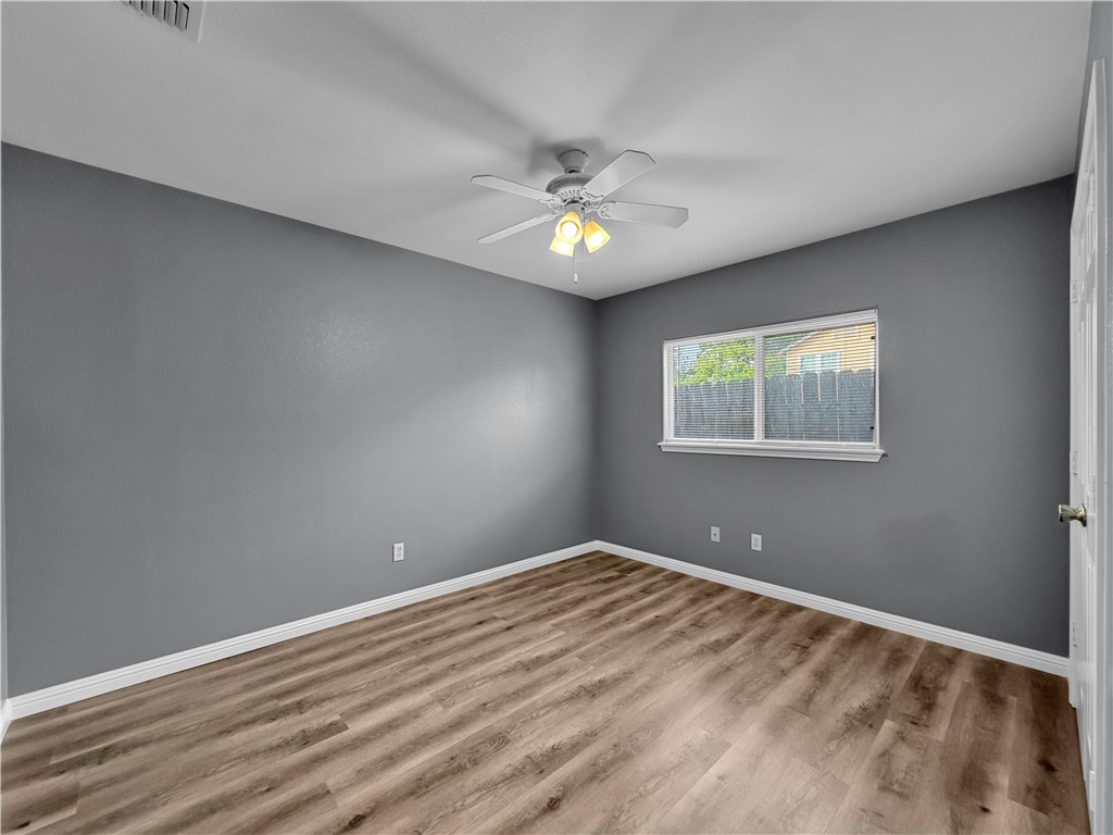326 Oleander Ave A Property Photo 13