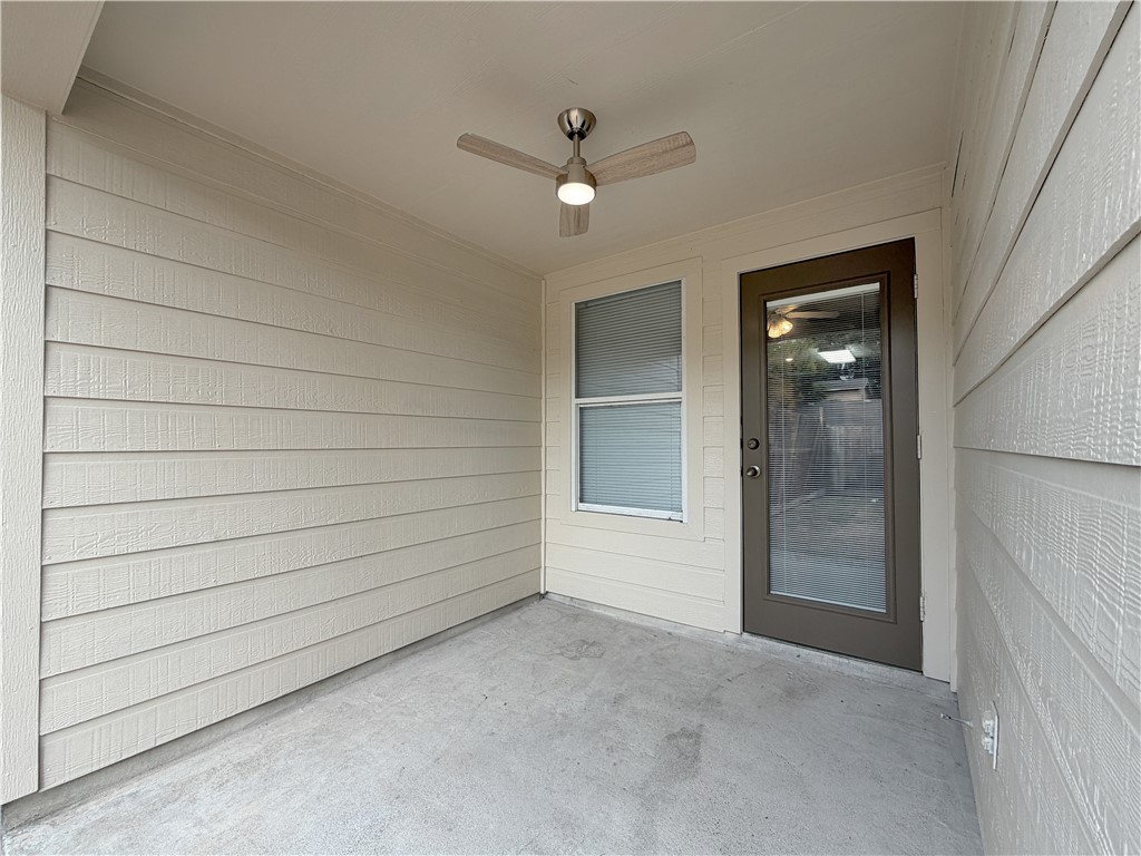 326 Oleander Ave A Property Photo 16