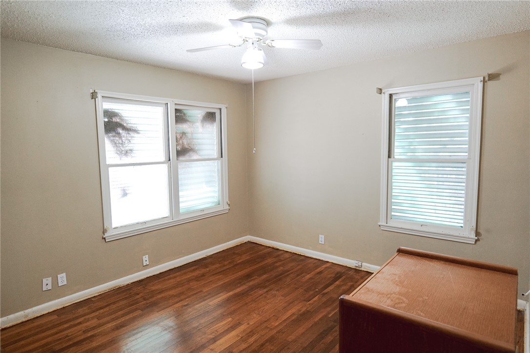 4814 Alice St Property Photo 10
