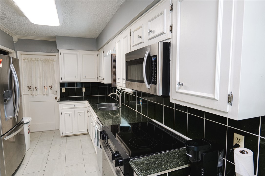 4814 Alice St Property Photo 17