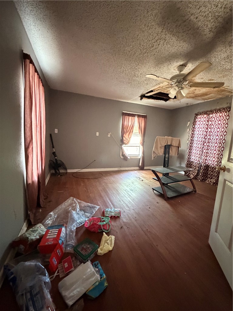 5502 Williams Dr Property Photo 9
