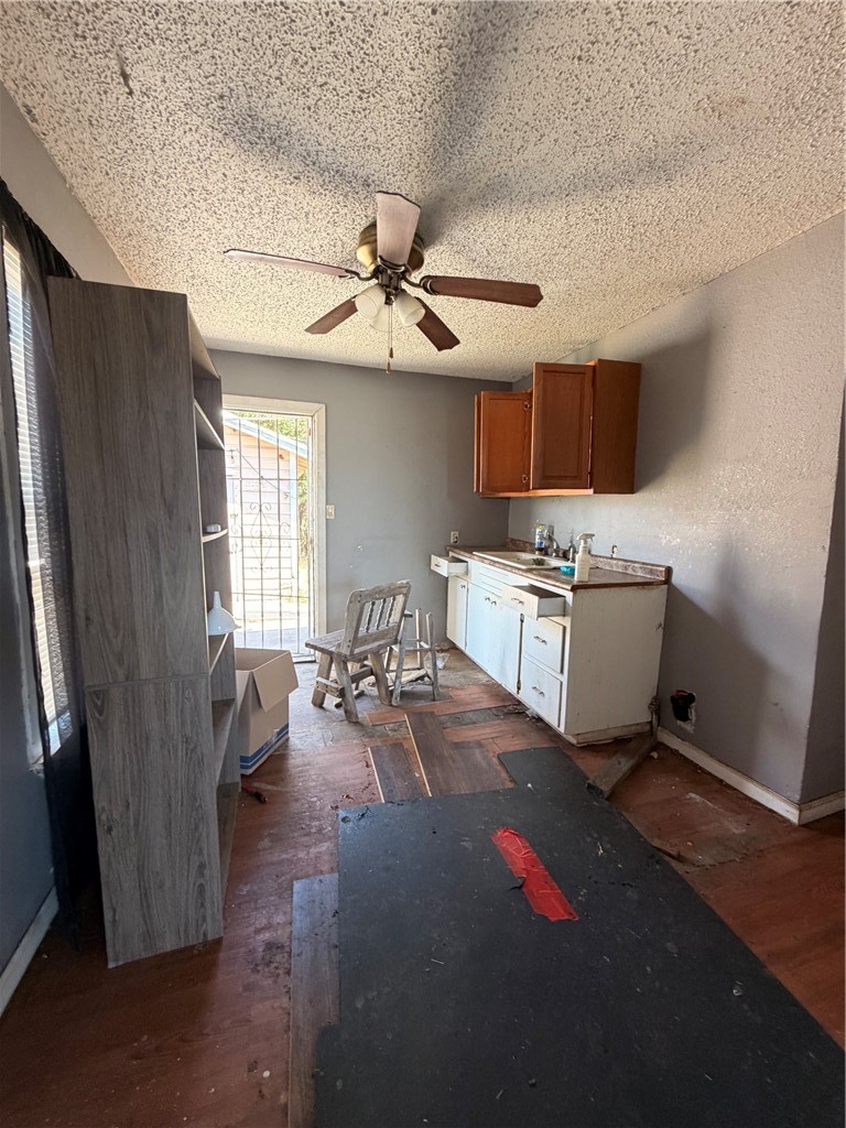 5502 Williams Dr Property Photo 12